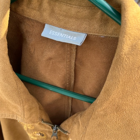 Essentials jacket - Picture 3 of 3